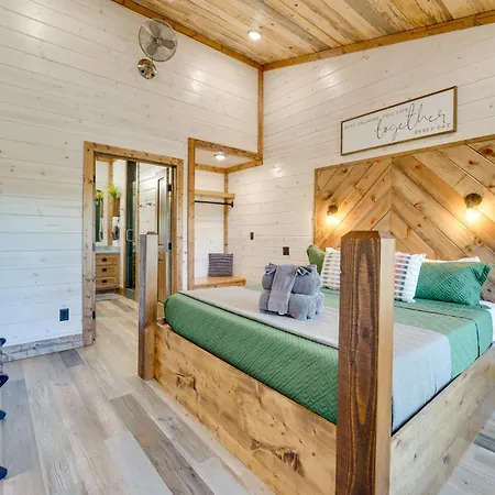 Broken Bow Cabin With Hot Tub, Pool Table And Fire Pit Exterior photo